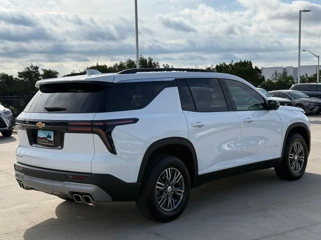 2025 Chevrolet Traverse - Image 5