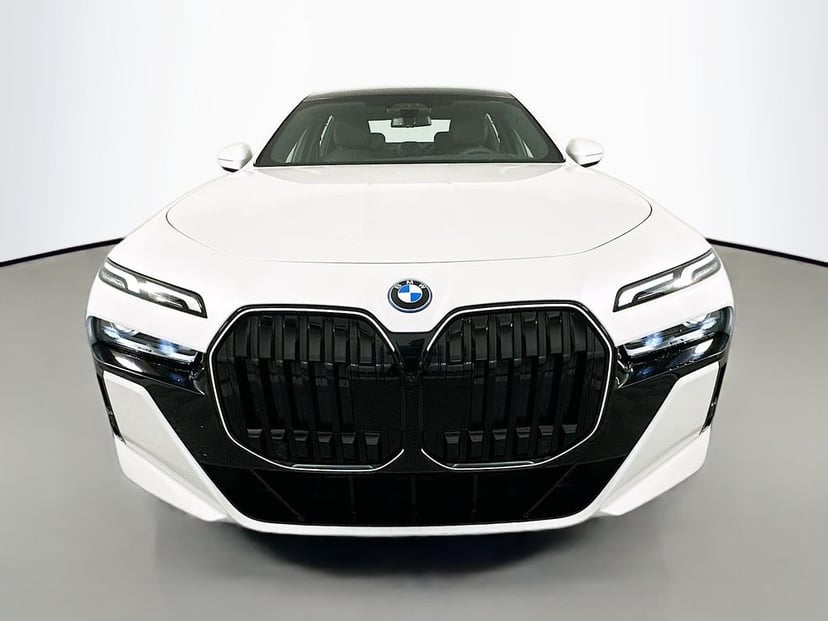 2026 BMW i7 - Image 2