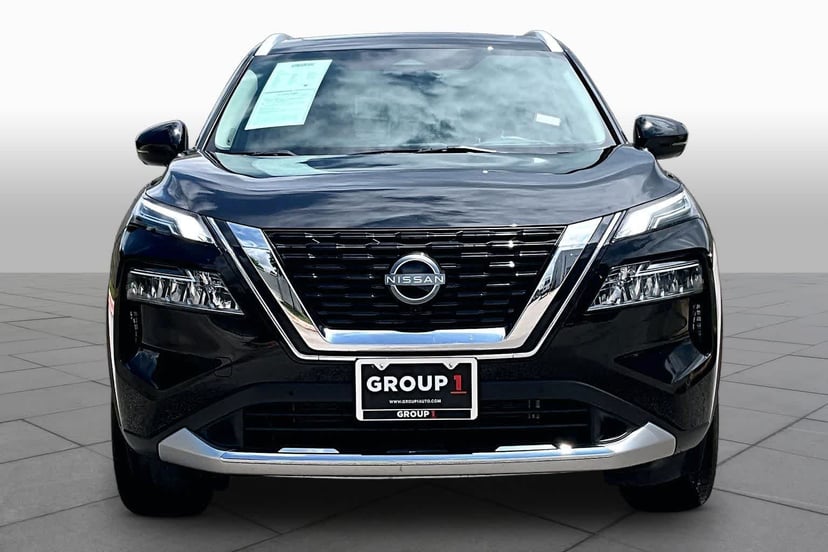2023 Nissan Rogue - Image 2
