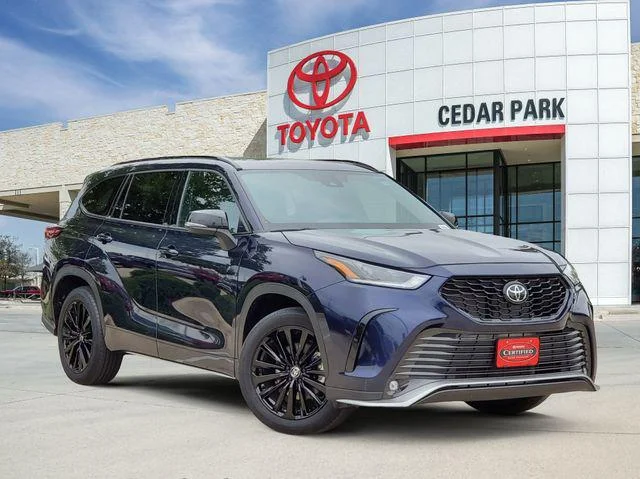 2025 Toyota Highlander - Image 29
