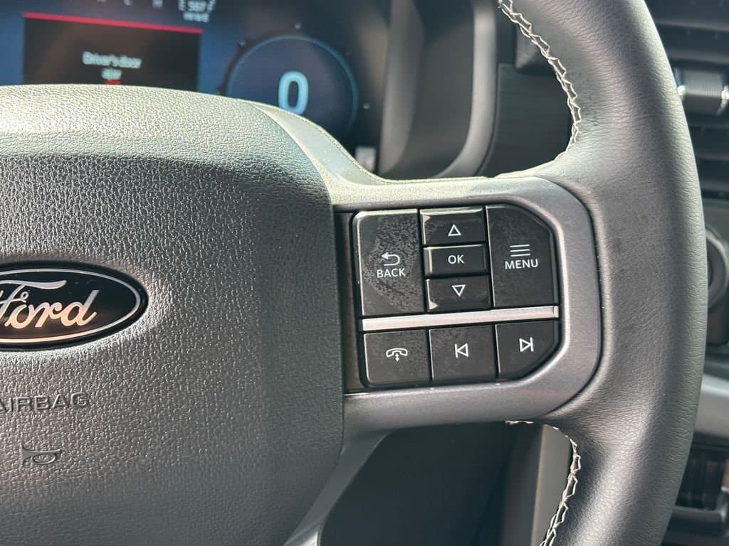 2025 Ford F-150 - Image 16