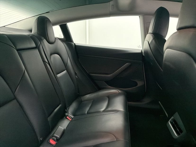 2022 Tesla Model 3 - Image 22