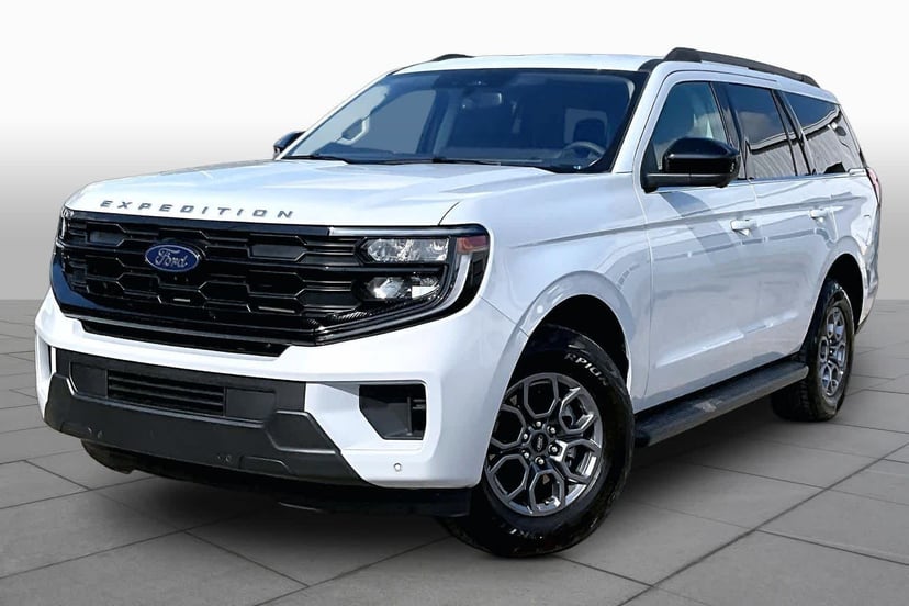 2025 Ford Expedition - Image 35