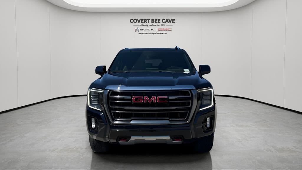 2023 GMC Yukon - Image 2