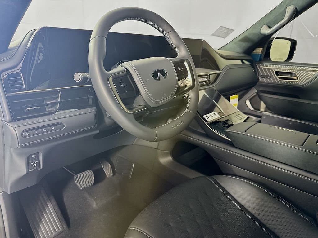 2026 INFINITI QX80 - Image 10
