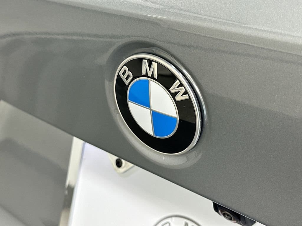 2026 BMW 3 Series - Image 22