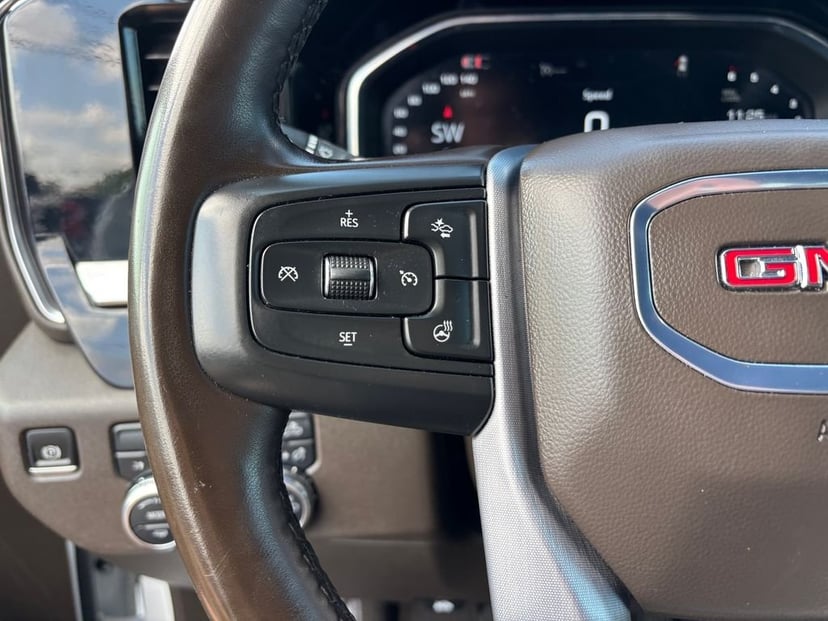 2025 GMC Sierra 1500 - Image 14
