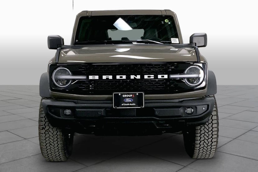 2026 Ford Bronco - Image 3
