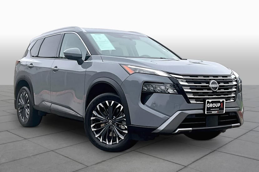 2025 Nissan Rogue - Image 1