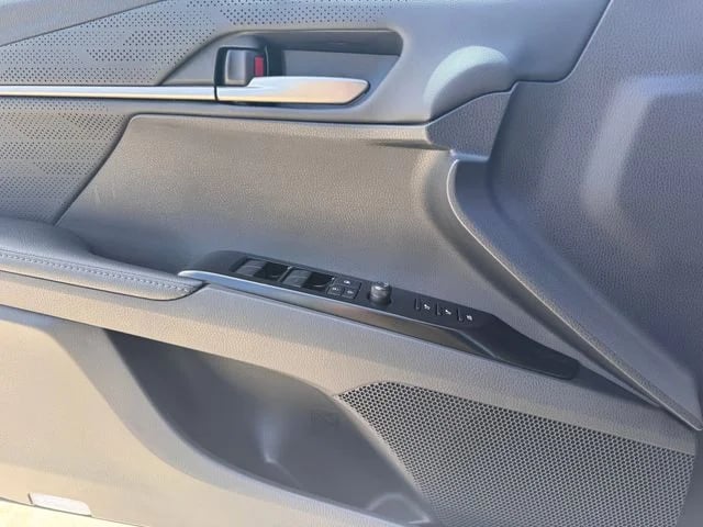 2026 Toyota Camry - Image 17