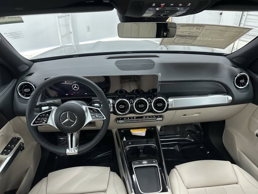2026 Mercedes-Benz GLB - Image 53