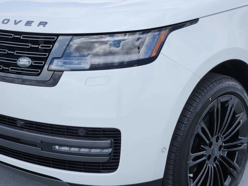 2026 LAND ROVER Range Rover - Image 8