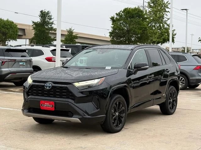 2022 Toyota RAV4 Hybrid - Image 7