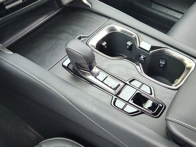 2024 Lexus RX - Image 20