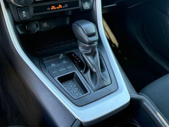 2025 Toyota RAV4 - Image 48