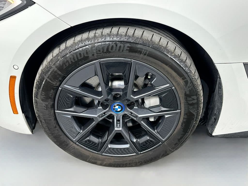 2023 BMW i4 - Image 31