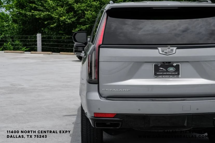 2023 Cadillac Escalade - Image 60