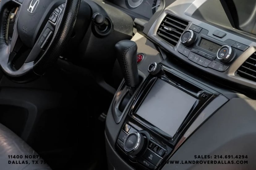 2017 Honda Odyssey - Image 23