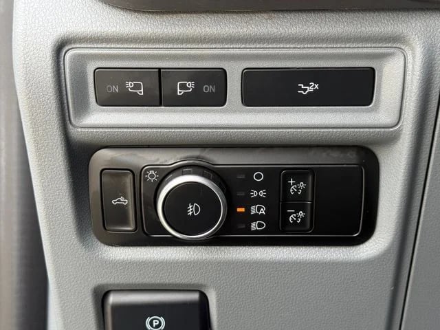 2024 Ford F-150 - Image 19