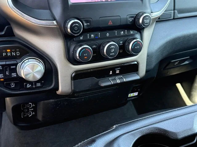 2020 Ram 1500 - Image 15