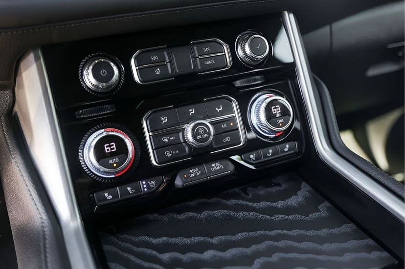 2022 GMC Yukon XL - Image 23