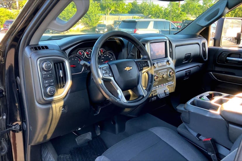 2021 Chevrolet Silverado 2500HD - Image 17