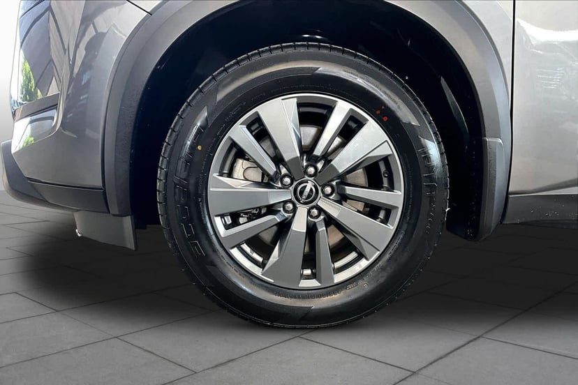 2024 Nissan Pathfinder - Image 11