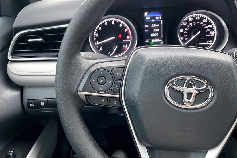 2024 Toyota Camry - Image 22