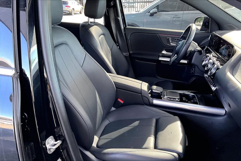 2023 Mercedes-Benz GLA 250 - Image 8