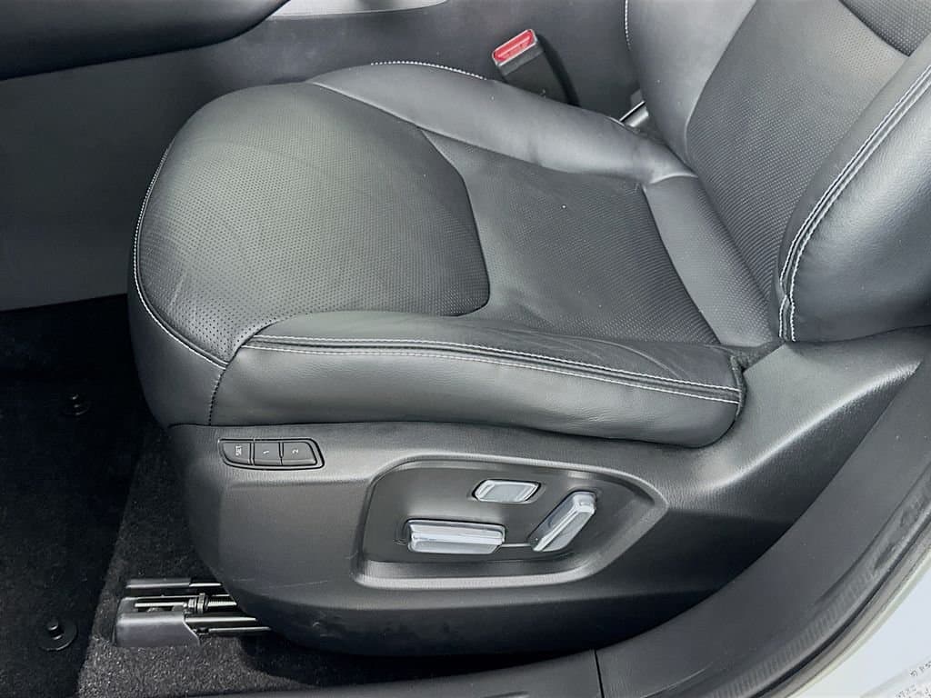 2022 Mazda CX-9 - Image 20