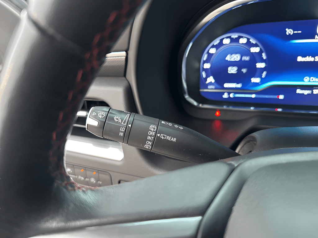 2023 Chevrolet Tahoe - Image 32