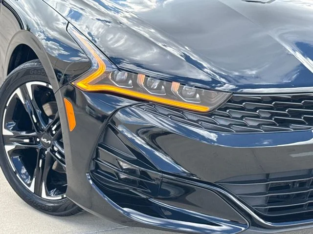 2024 Kia K5 - Image 3