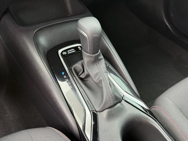 2025 Toyota Corolla - Image 21