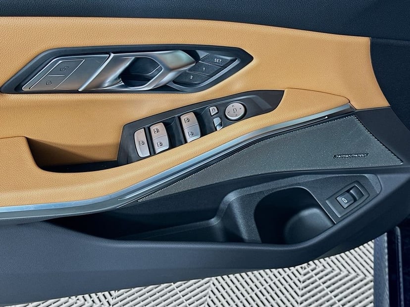 2026 BMW 3 Series - Image 20