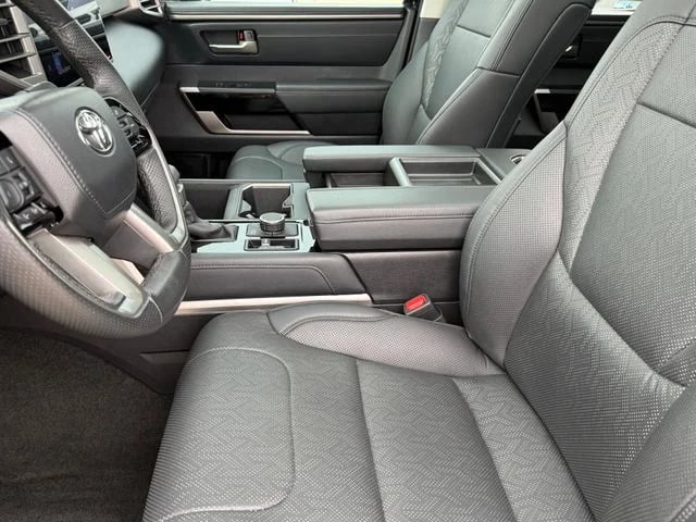 2023 Toyota Tundra - Image 9