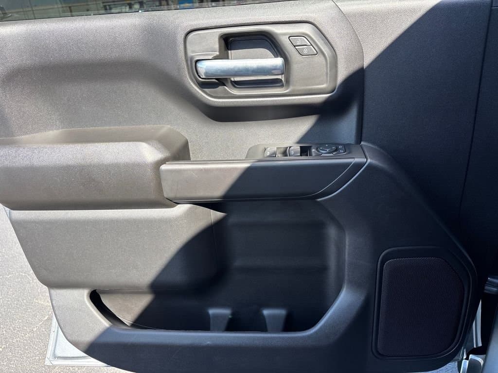 2026 Chevrolet Silverado 1500 - Image 22