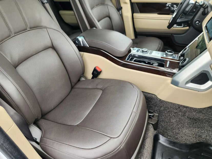 2021 Land Rover Range Rover - Image 14