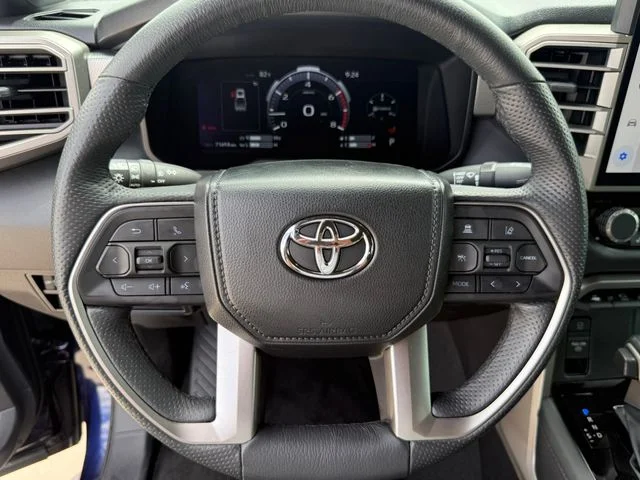 2025 Toyota Tundra - Image 15