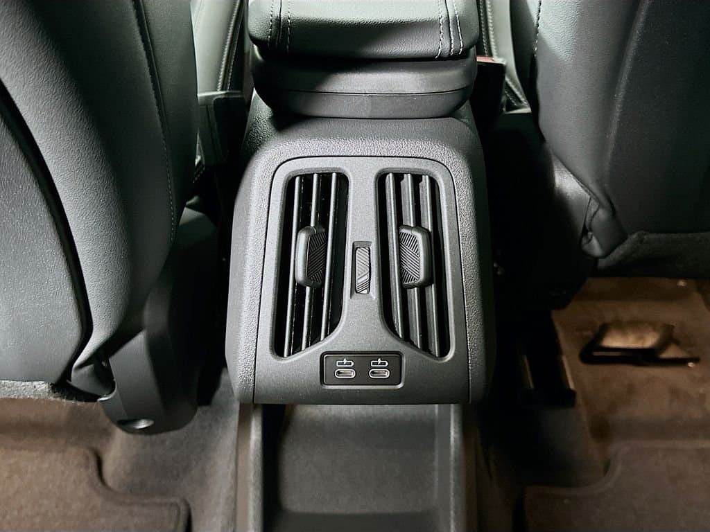 2026 BMW X1 - Image 18