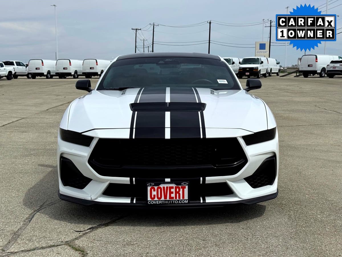 2024 Ford Mustang - Image 3