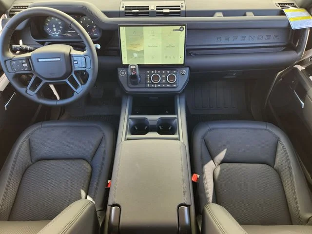 2026 Land Rover Defender 110 - Image 19