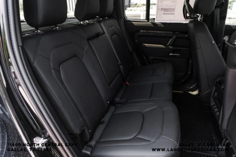 2026 Land Rover Defender 110 - Image 36