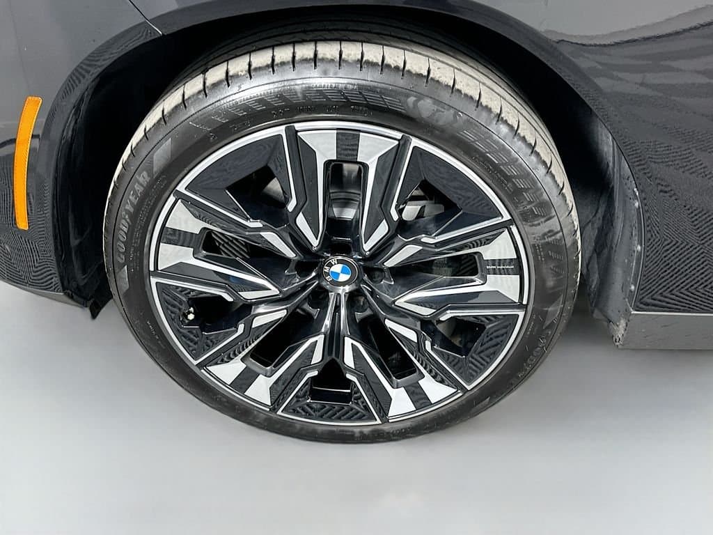 2025 BMW X3 - Image 30