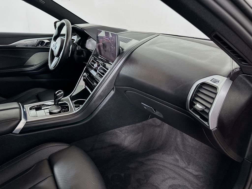 2023 BMW 8 Series - Image 30
