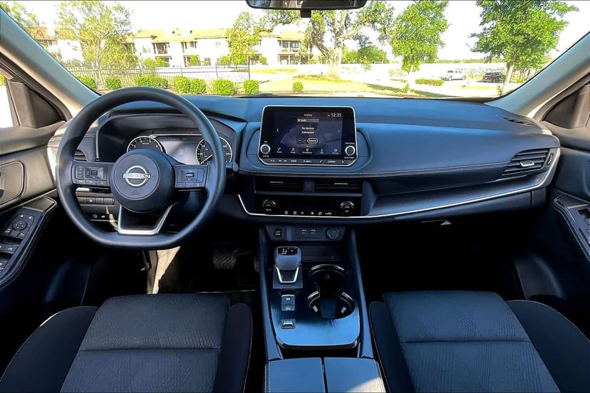 2024 Nissan Rogue - Image 16