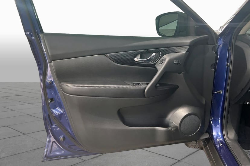 2017 Nissan Rogue - Image 22