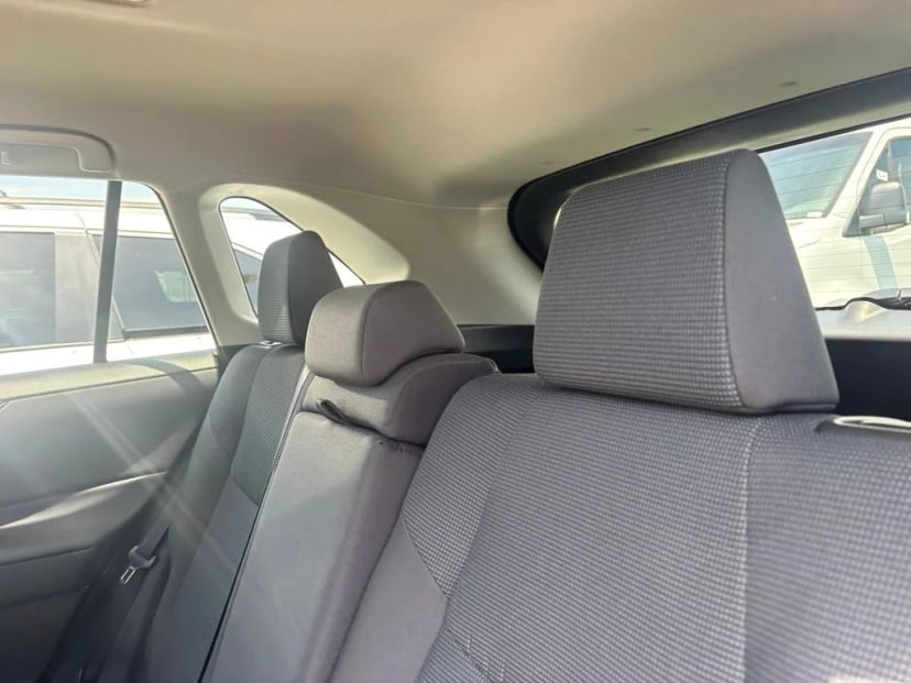 2025 Toyota RAV4 - Image 25