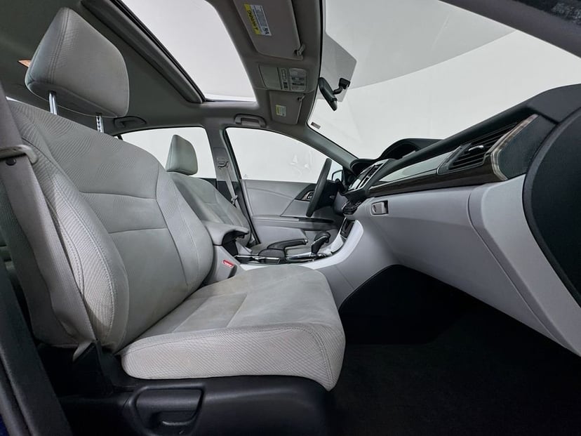 2016 Honda Accord - Image 35
