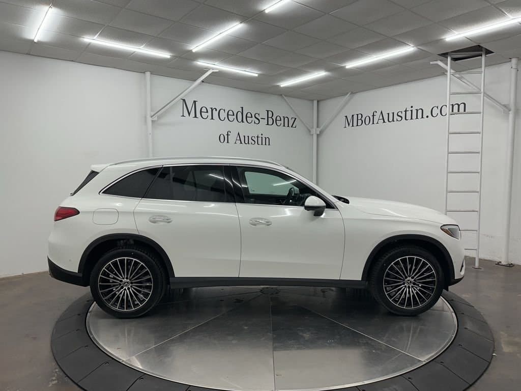 2026 MERCEDES-BENZ GLC - Image 9