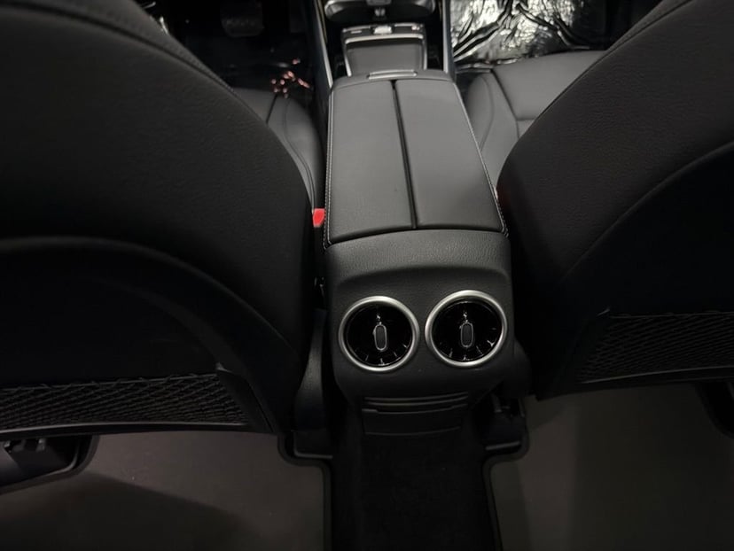 2026 Mercedes-Benz GLB - Image 23
